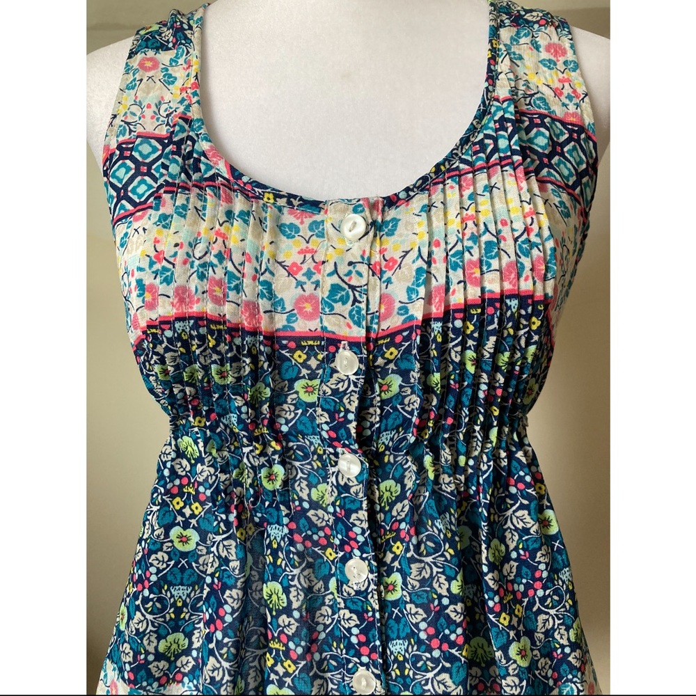 American Rag Multicolor Floral Sleeveless Button Up Blouse size XS - Picture 8 of 8